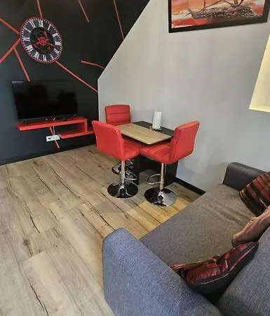 Holiday home Maisonnette Proche